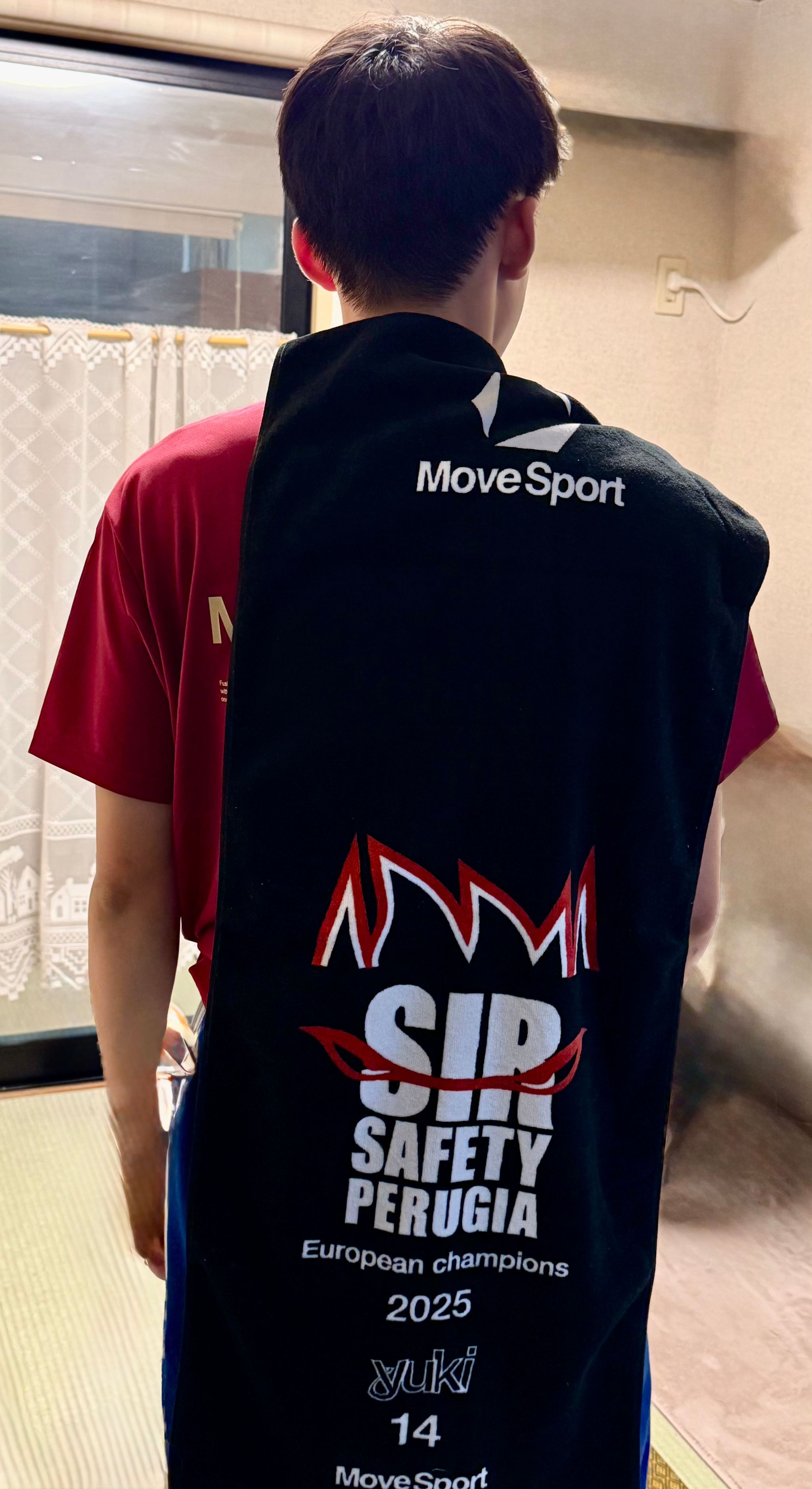 ムーブスポーツ MoveSport ペルージャコラボタオル【返品不可