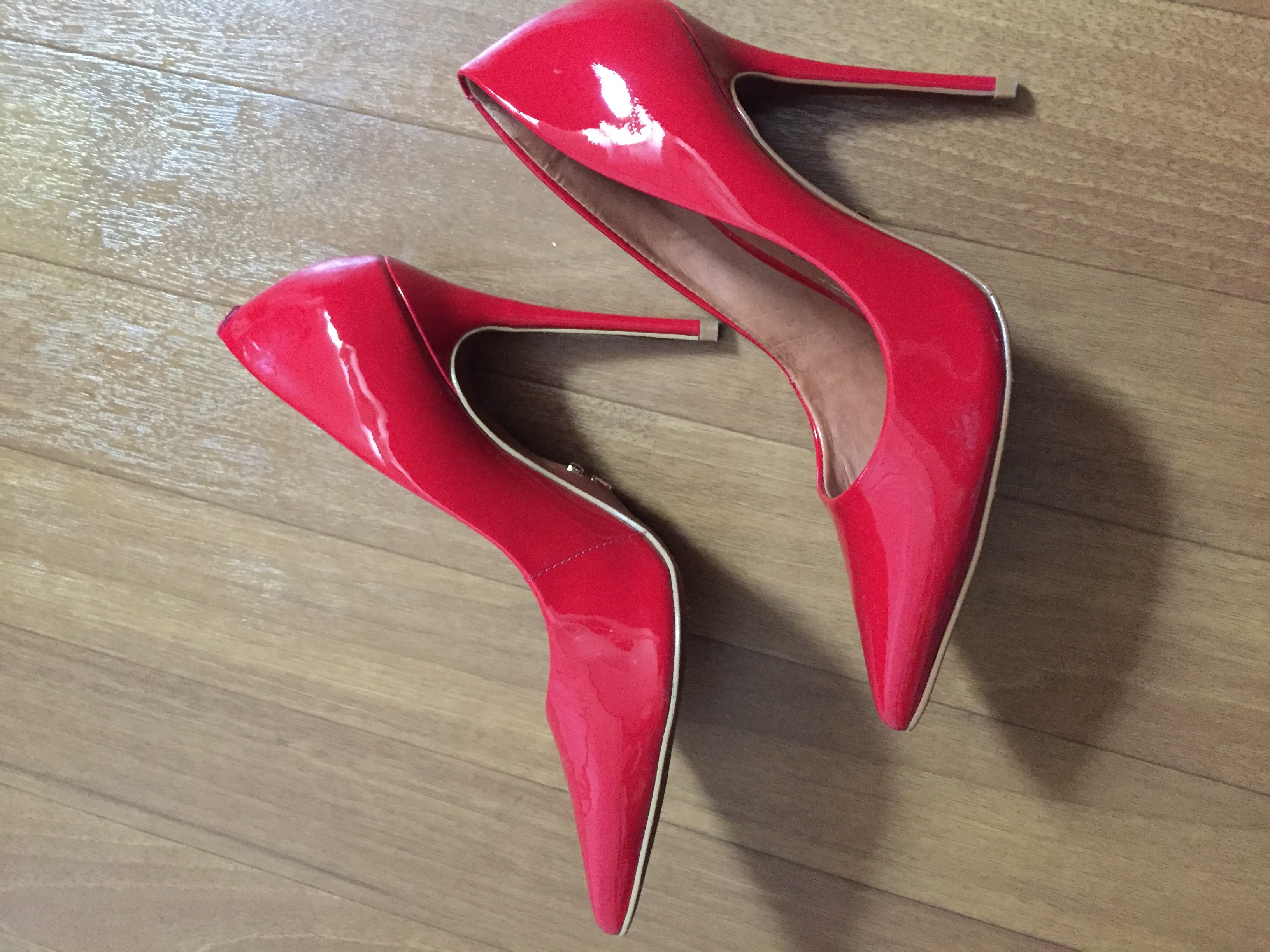 カラーノ CARRANO 【INTER-CHAUSSURES】ポインテッドピンヒール