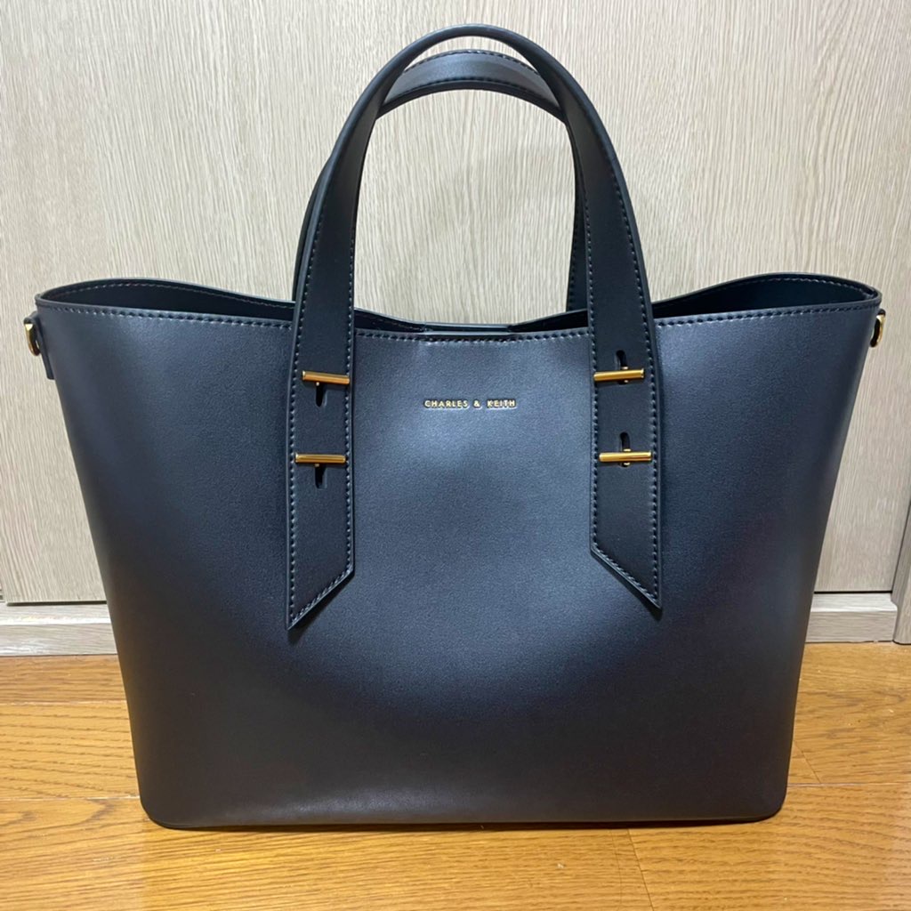 CHARLES & KEITH ダブルハンドル スローチーバッグ（Black