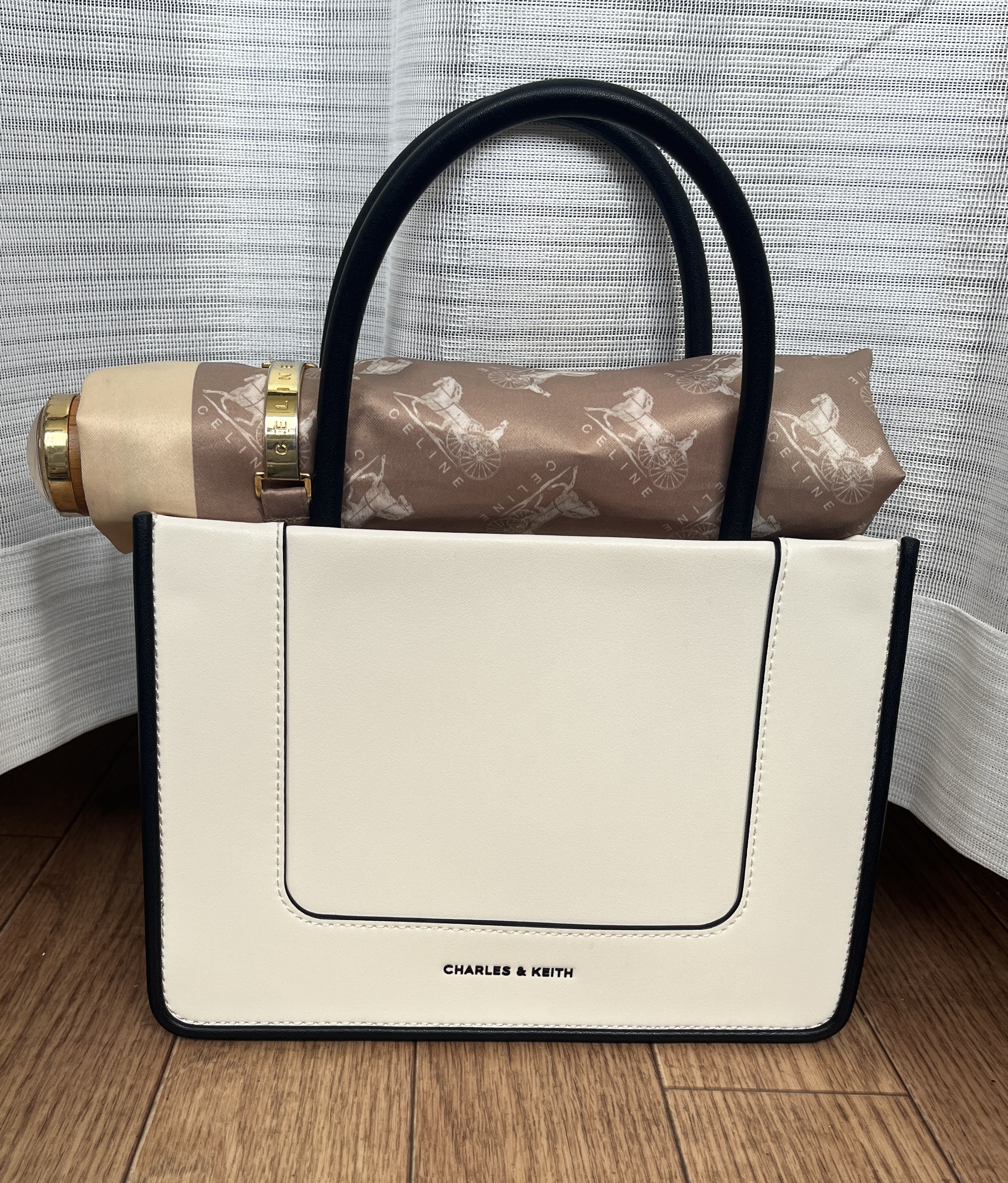 Noir Daylla Tote Bag - CHARLES & KEITH US