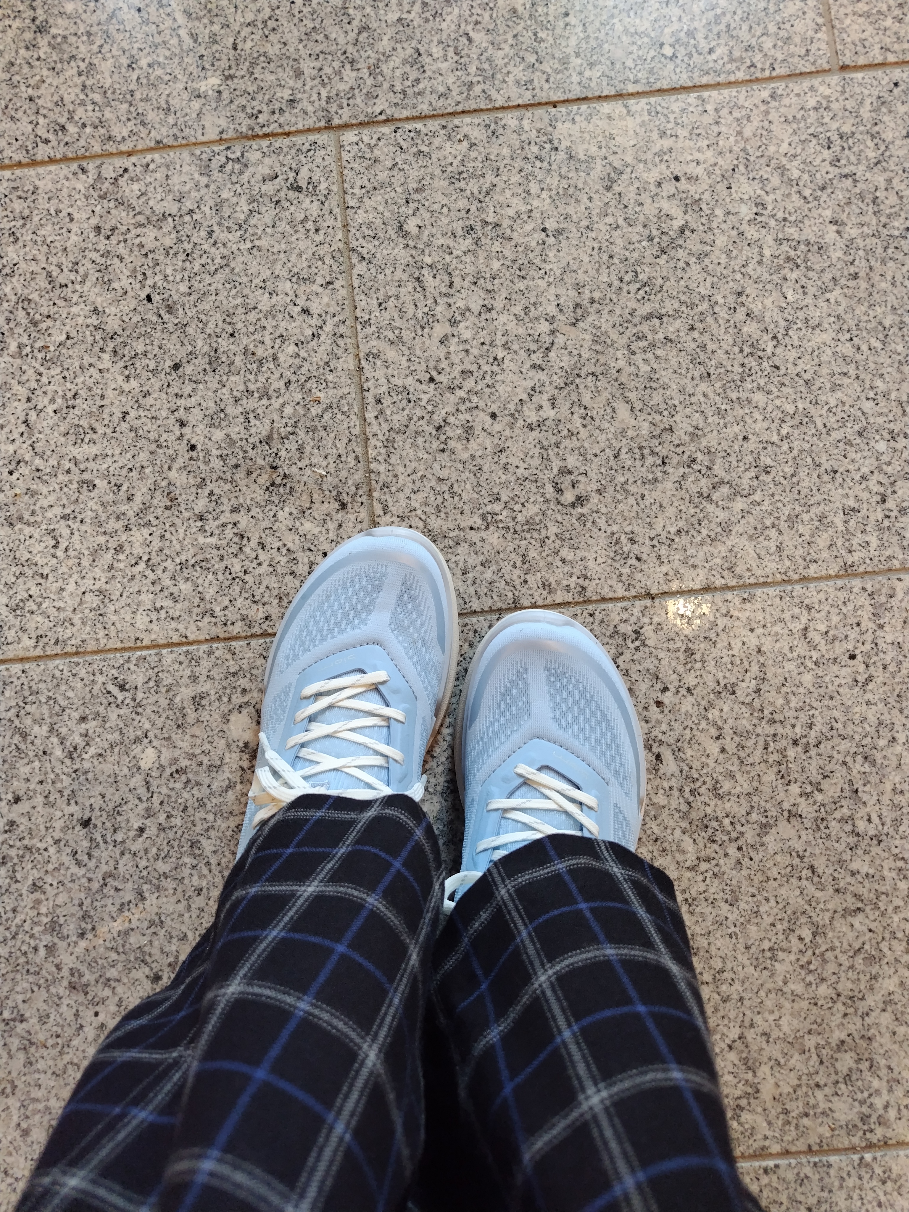 ECCO アスレジャー スニーカー バイオム 2.2 (ブルーベル) エコー ECCO ウィメンズ 本革 アスレジャー スニーカー バイオム