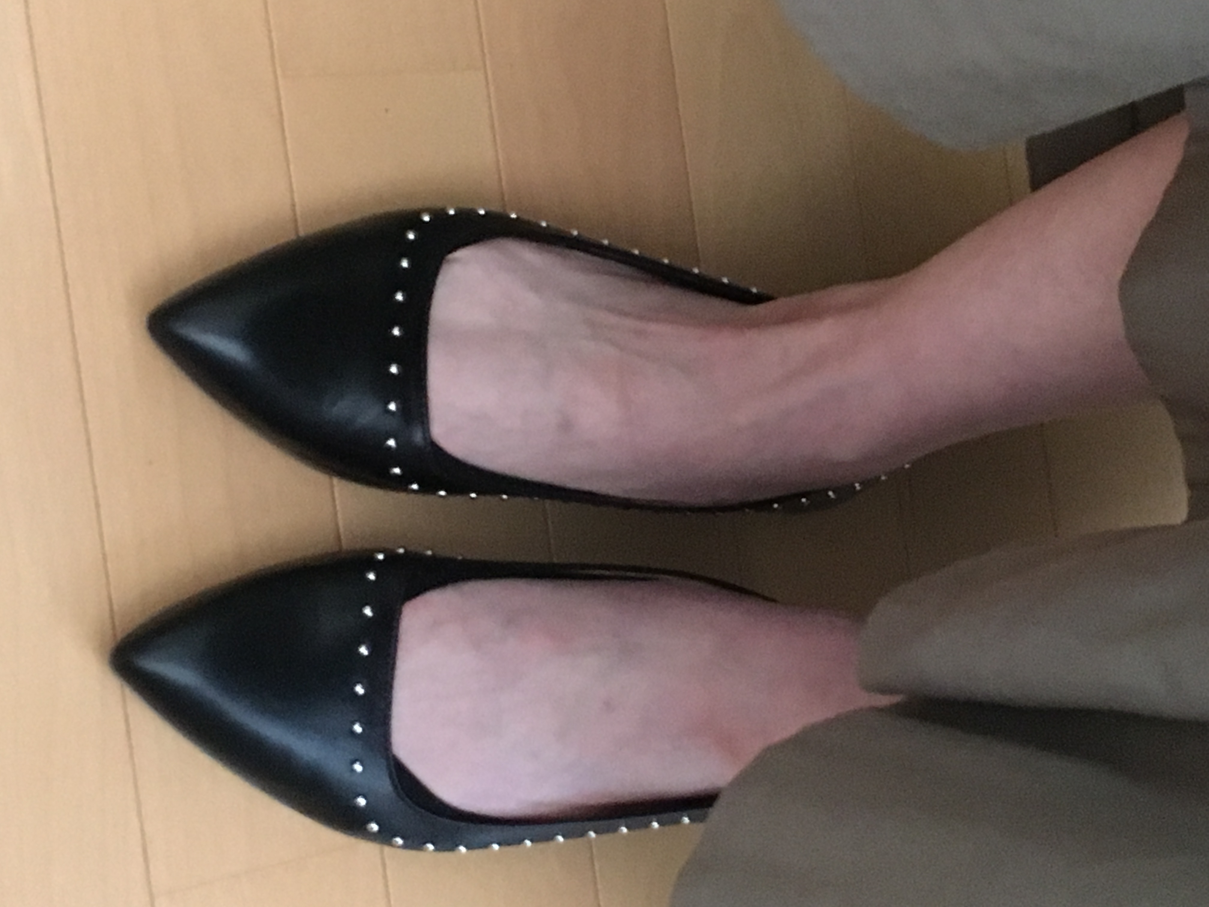 ○ファビオルスコーニ FABIO RUSCONI スタッズパンプス