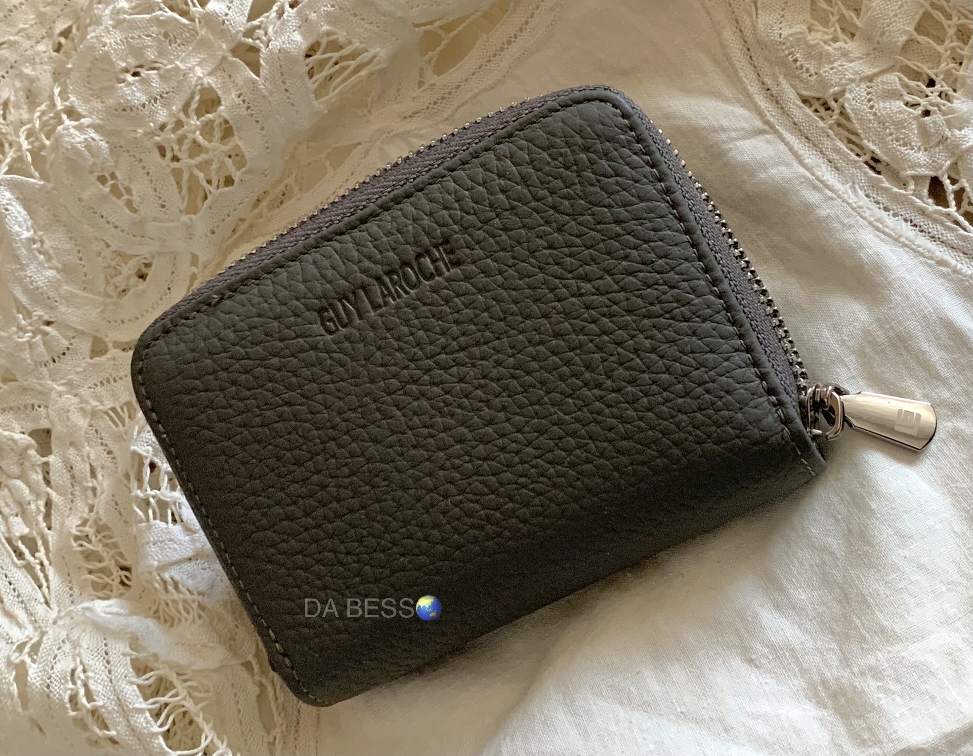 ブラウン 財布、又は、名刺入れ Guy Laroche ギ ラロッシュ Guy Laroche 牛革カードウォレット ユニセックス