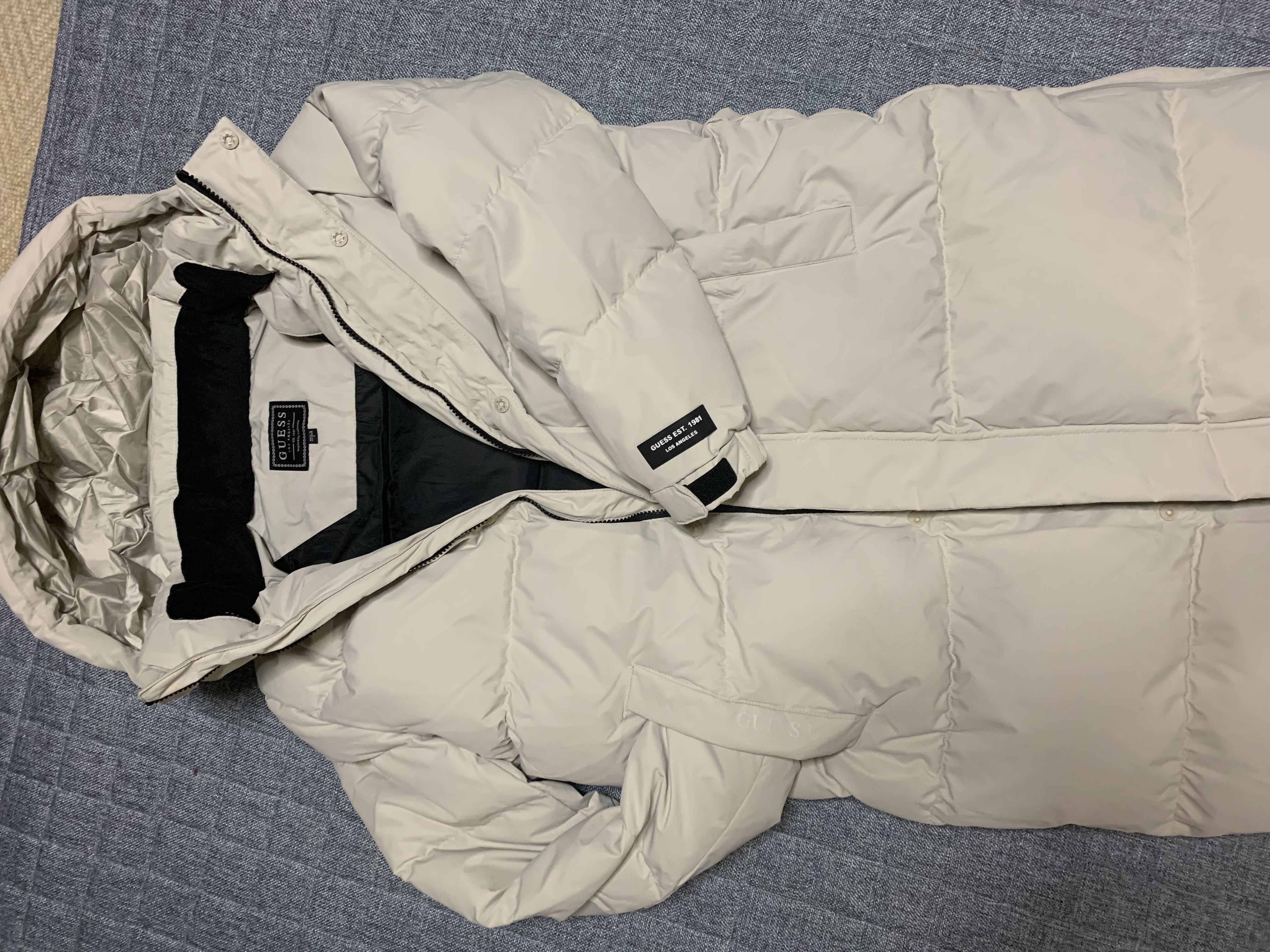 ゲス GUESS HOODED LONG DOWN JACKET （BLACK） -アウトレット通販 