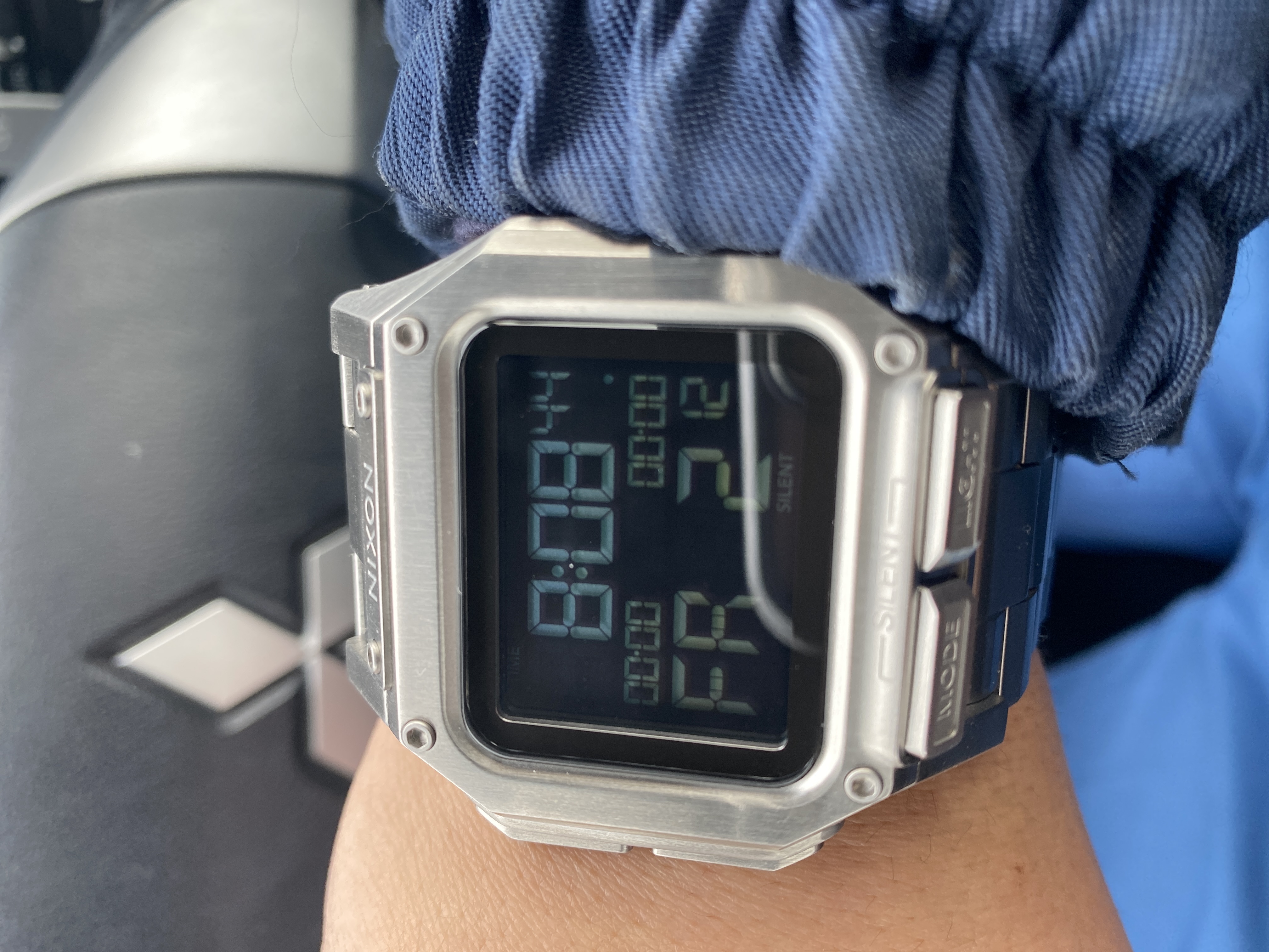 ニクソン NIXON Regulus SS （All Gold） -靴＆ファッション通販