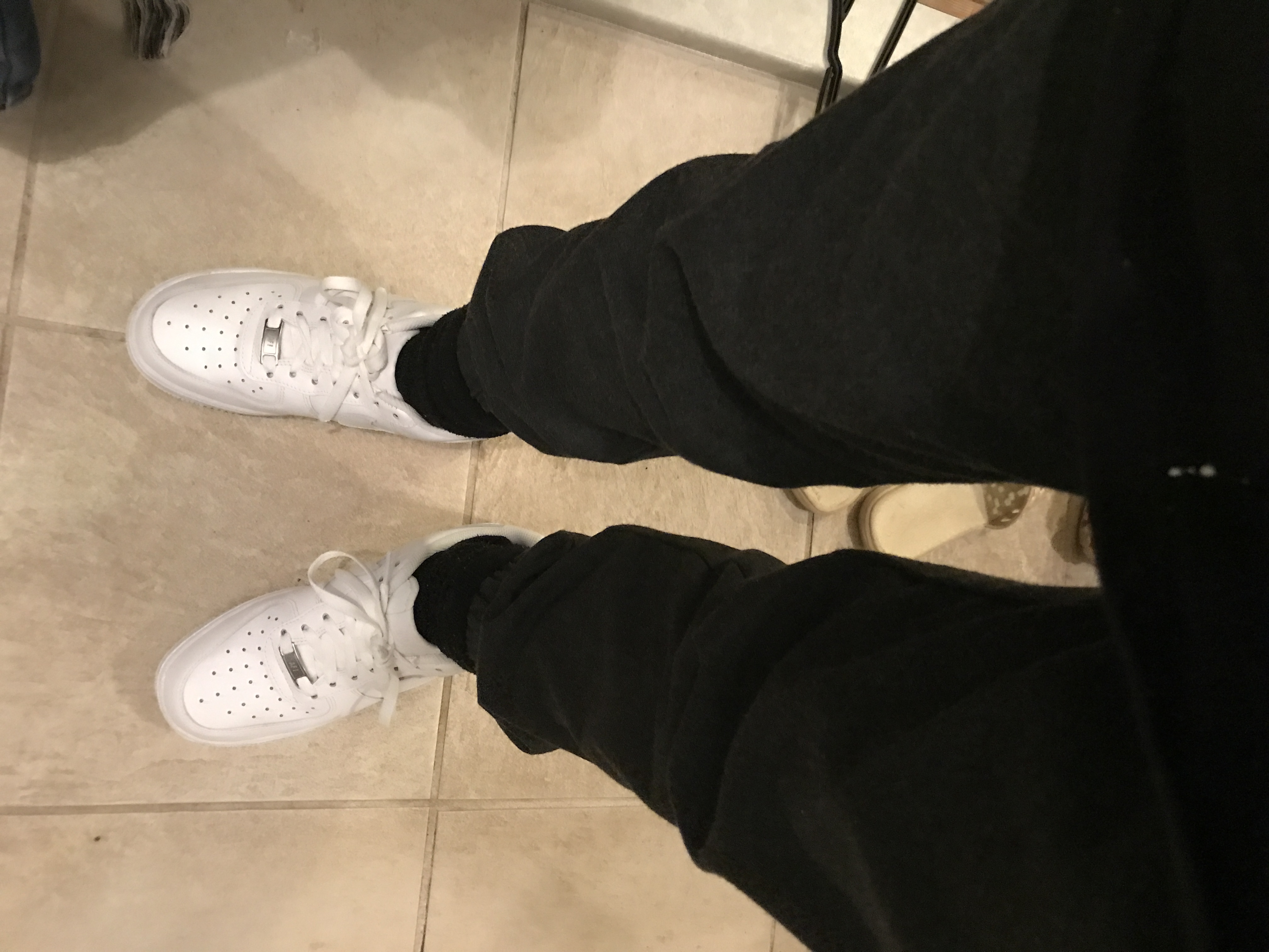 ❗ロゴ可愛い❗Nike Air Force 1 ホワイト24cm　少し訳あり 楽天市場】NIKE エアフォース1 LO White／Whiteの通販