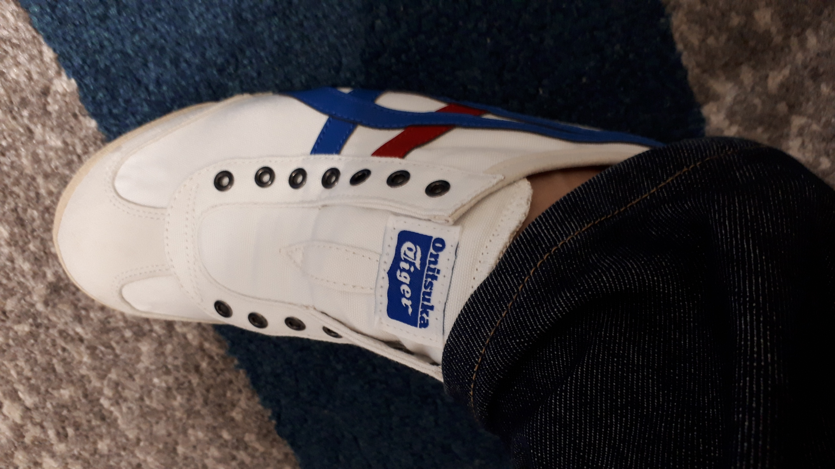 ○オニツカタイガー Onitsuka Tiger MEXICO 66 SLIP-ON （NAVY