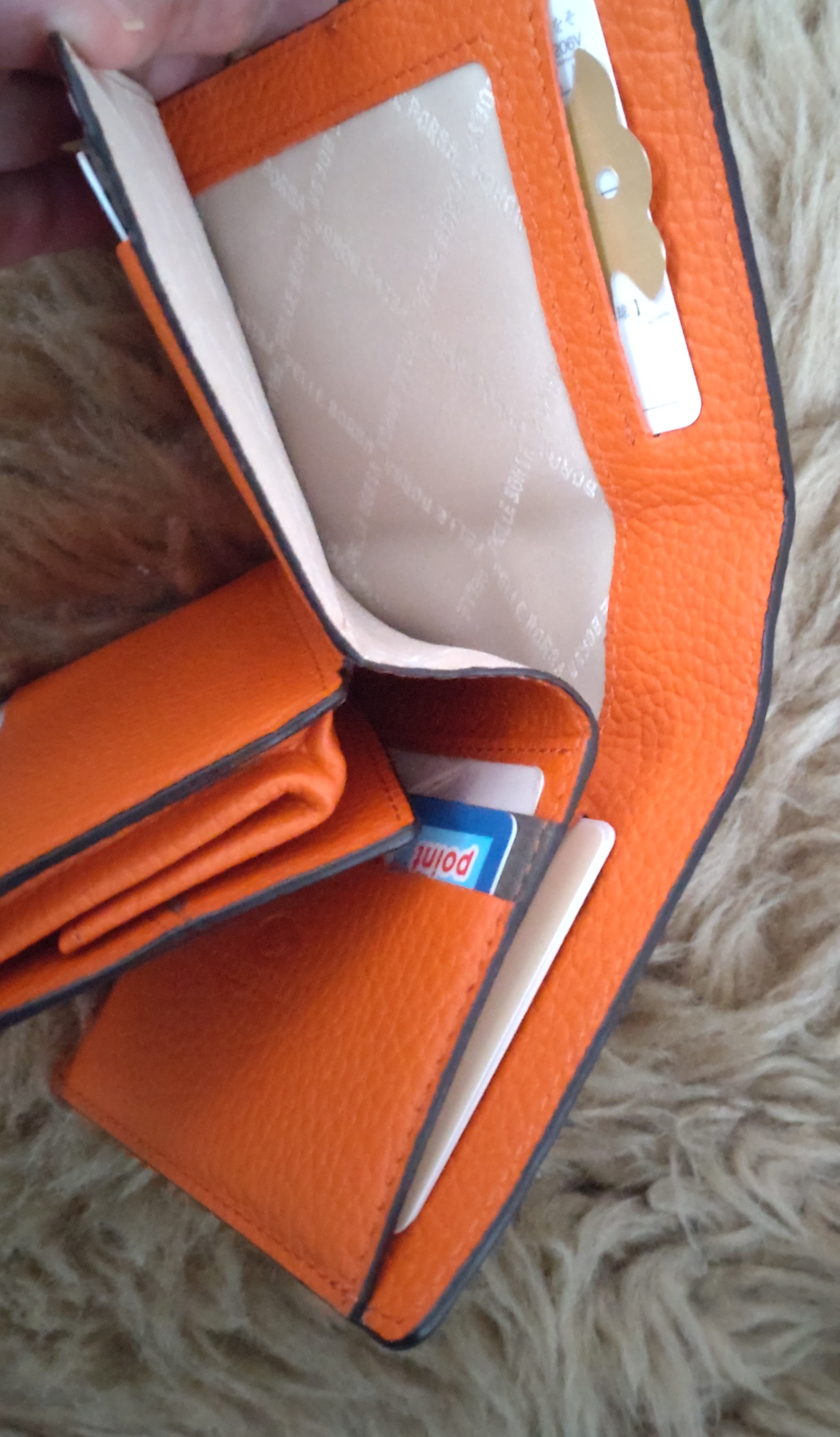 ペレボルサ PELLE BORSA 二つ折り財布 （サーモンオレンジ
