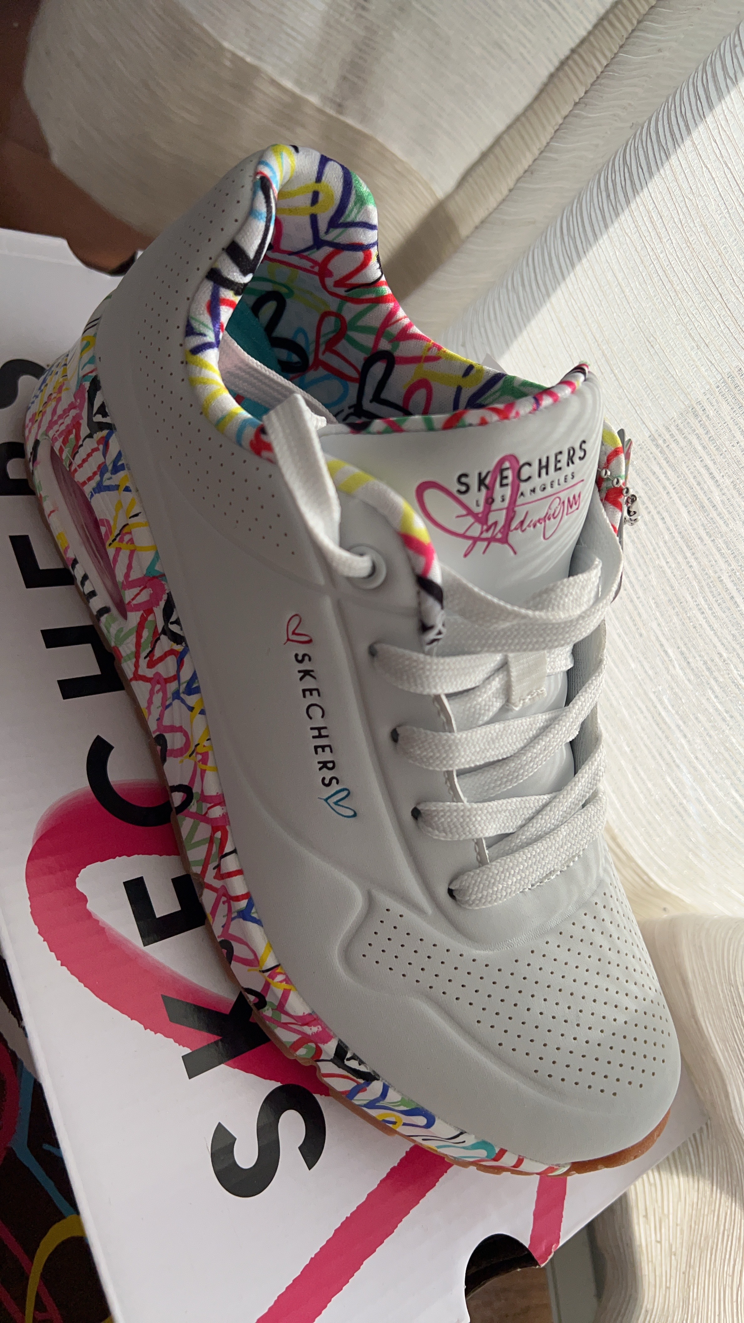 スケッチャーズ SKECHERS レディース スニーカー UNO LOVING