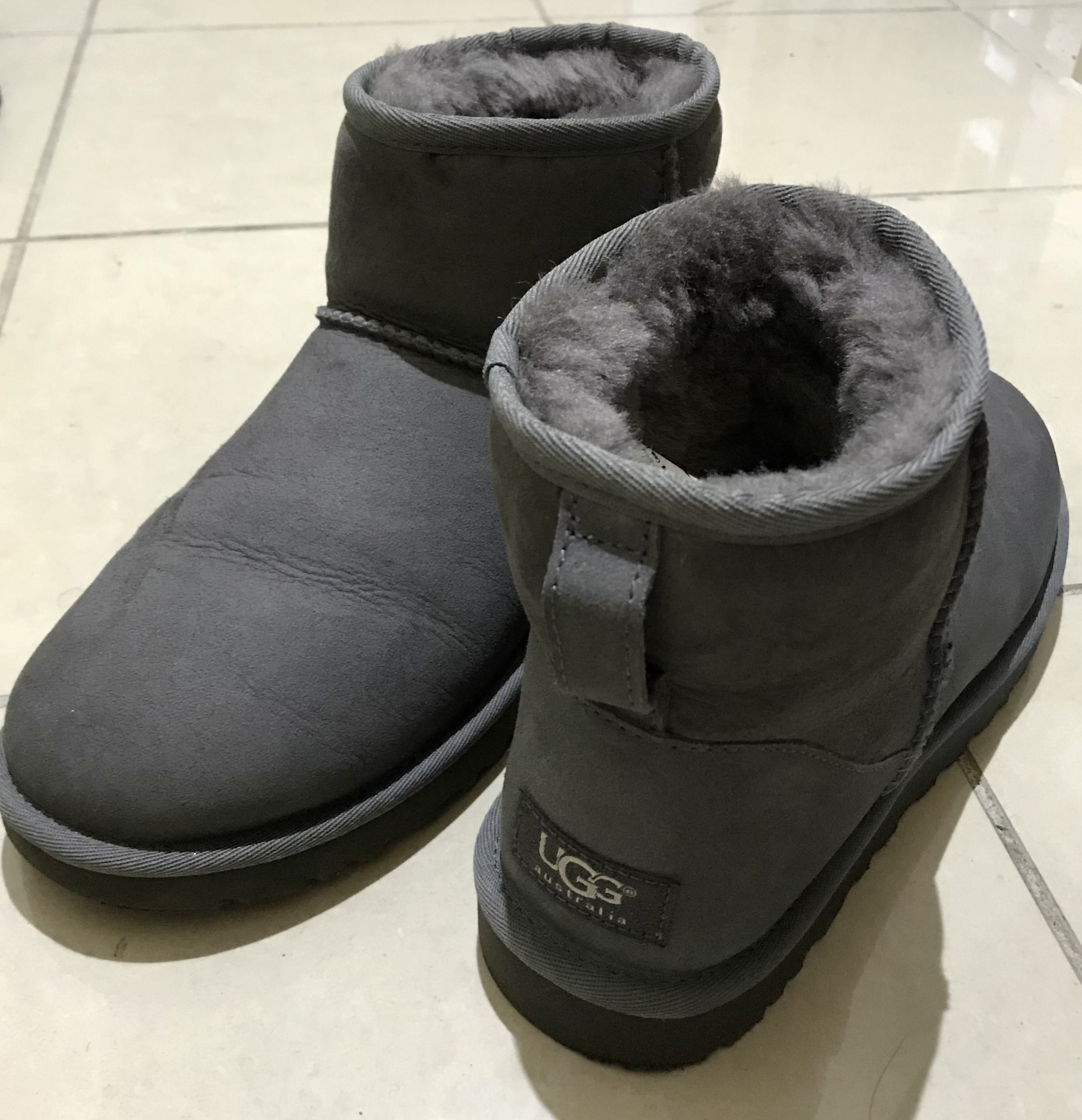 新品★UGG★アグ★クラシック アイビーハット★チョコレート★シープスキン★ムートン アグ UGG Classic Mini（チョコレート） -靴＆ファッション通販
