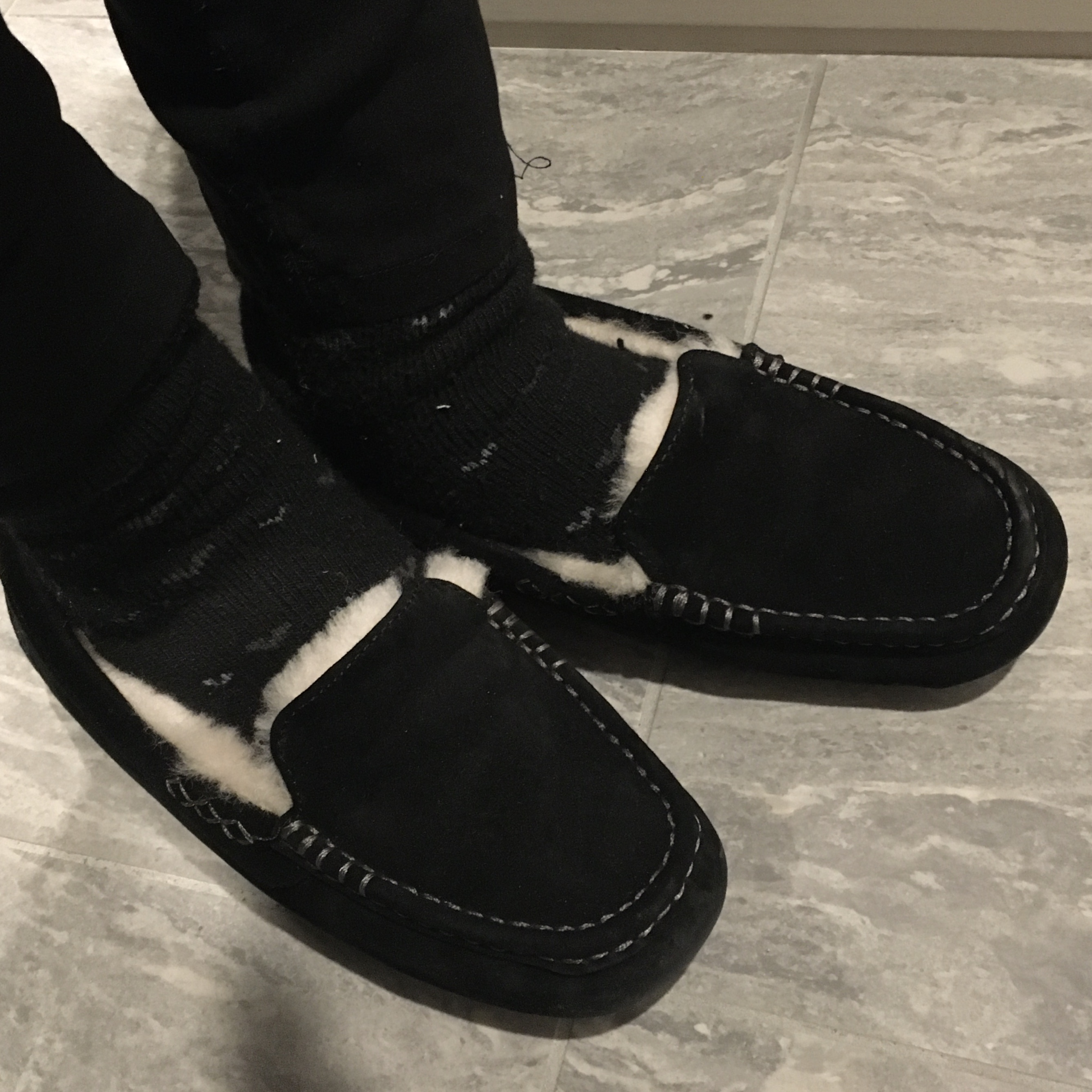 アグ UGG 1106878 アンスレー モカシン (ヒッコリーサンド アグ UGG 1106878 アンスレー モカシン (ヒッコリーサンド