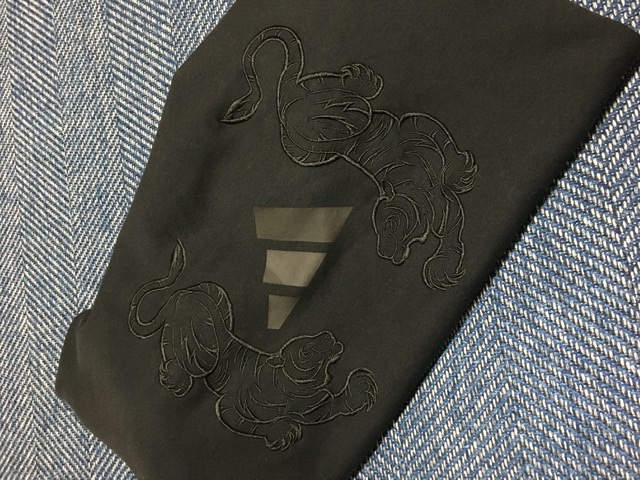 アディダス　ジャケット パーカー フーディ 虎 和柄 タイガー XL 古着 90s adidas BIG ロゴ & トレフォイル パデット フーデッド